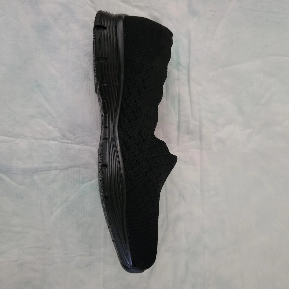 Womens Skechers Black Seager Scalloped Slip-On Sz 7.5 Wide - Picture 6 of 13